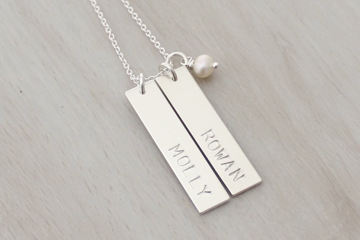 Vertical Name Bars Necklace (Two Bars)