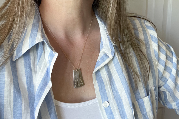 Vertical Name Bars Necklace (Three Bars)