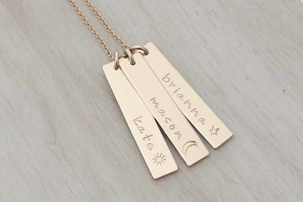 Vertical Name Bars Necklace (Three Bars)