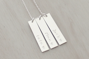 Vertical Name Bars Necklace (Three Bars)